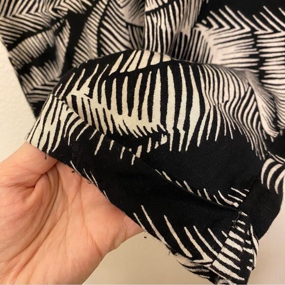 VOLCOM STAY PALM 100% viscose BLACK/WHITE lounge pants tropical vacation S 4/6 - Picture 9 of 14